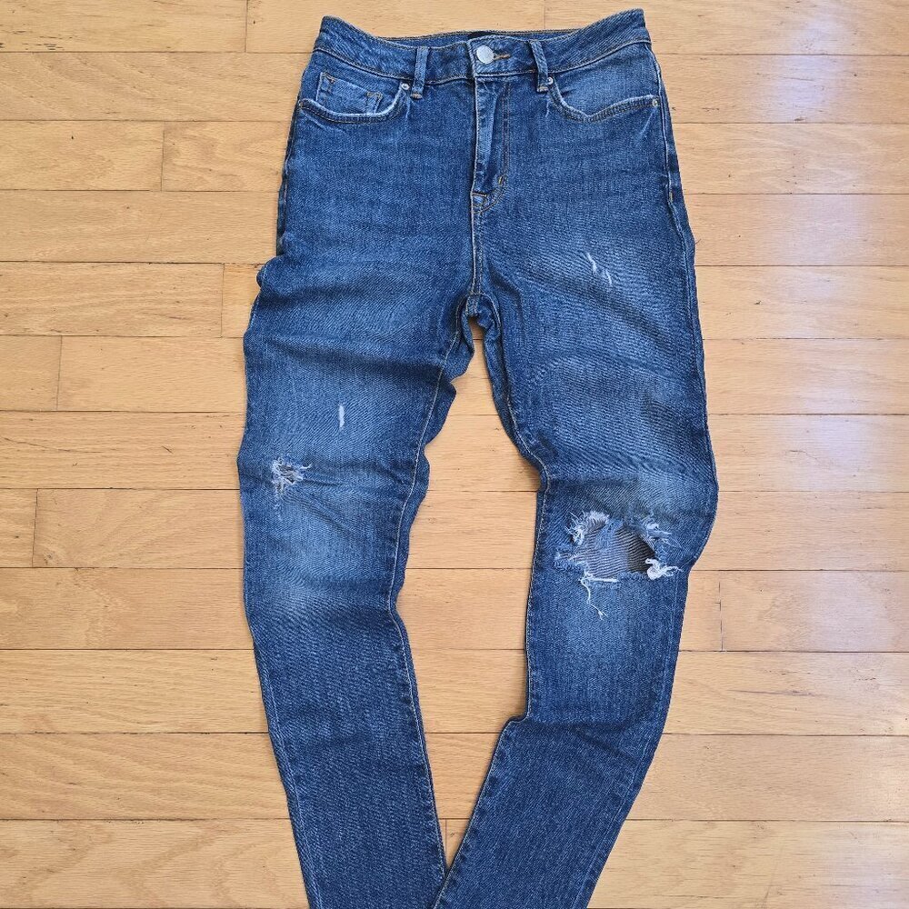 ​BDG | Twig medium wash denim high rise distressed skinny jeans | WMS 27"
